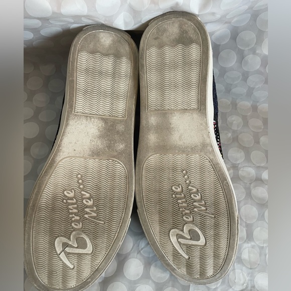 Beautiful Bernie Mev Slip on 6.5 - Picture 5 of 7